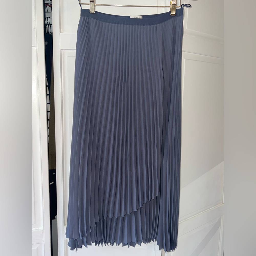 Aritzia Babaton Ladder Asymmetrical Pleated Skirt (Brand New)